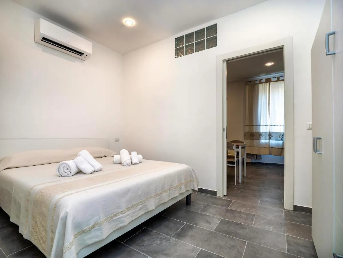 Iside Accommodations Olbia Vendégház